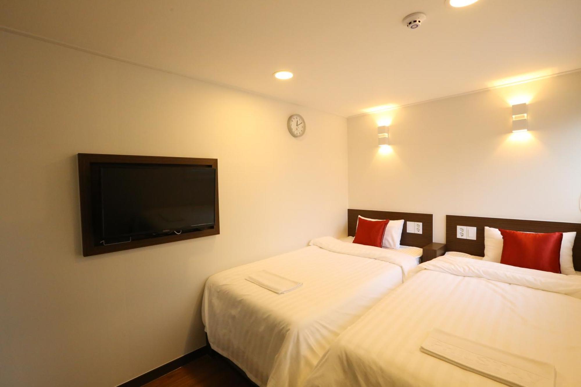 Tripstay Myeongdong Seoul Phòng bức ảnh