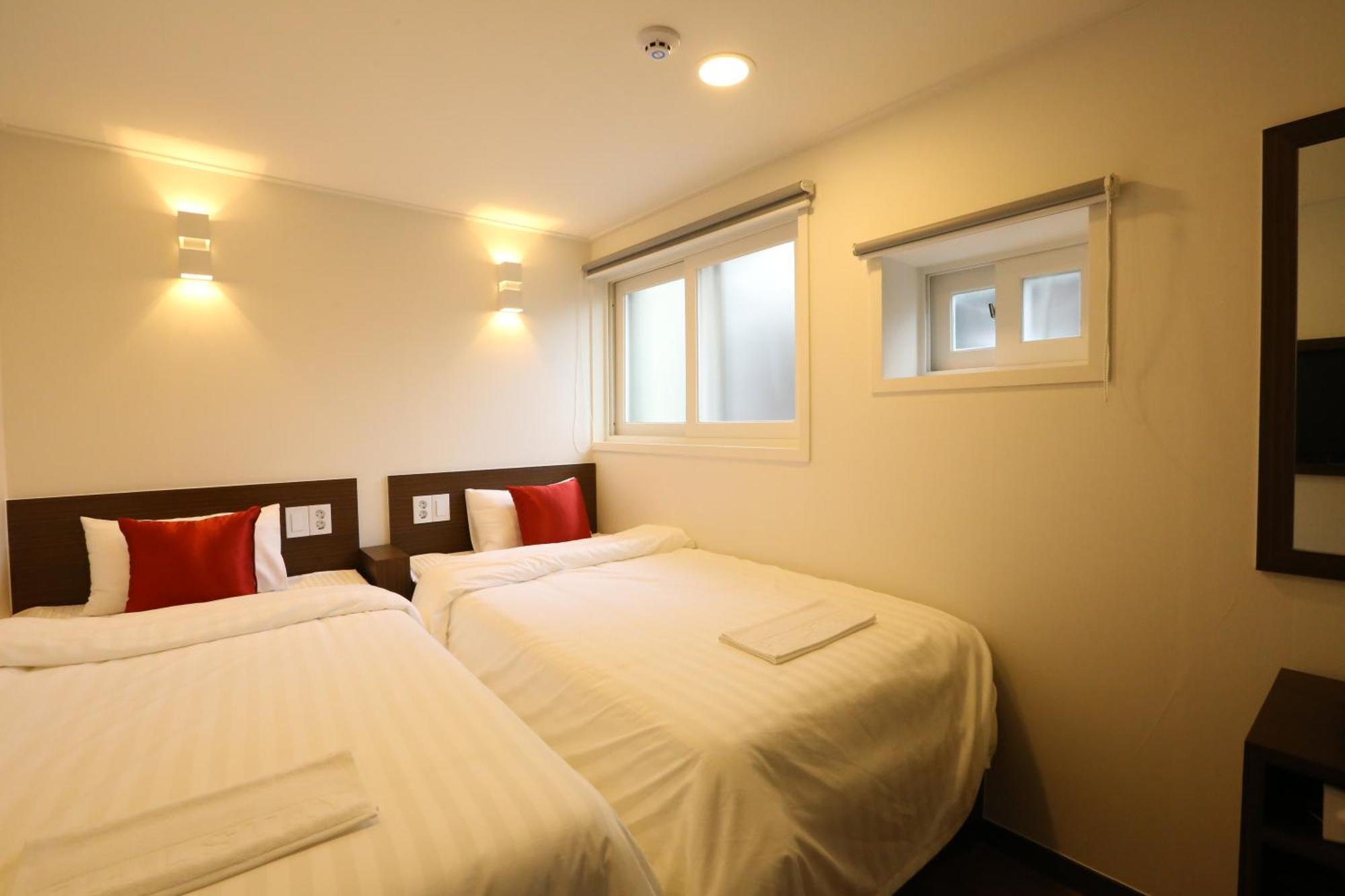 Tripstay Myeongdong Seoul Phòng bức ảnh